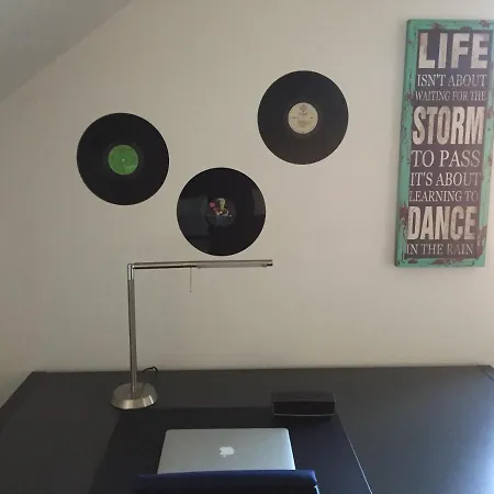 Apartment Uber Den Dachern Salzburgs Salzburg